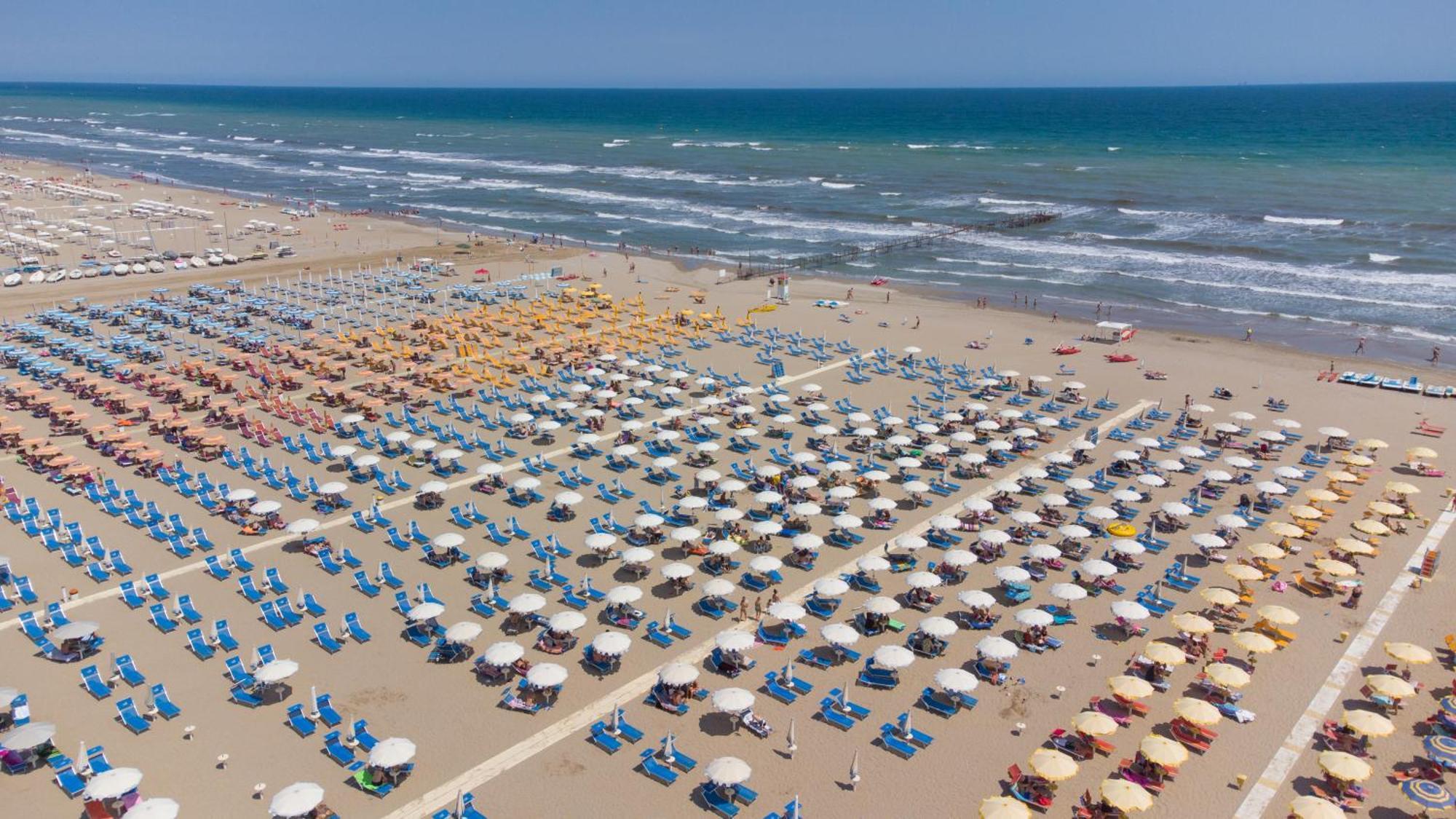 Hotel Sans Souci Ріміні Екстер'єр фото